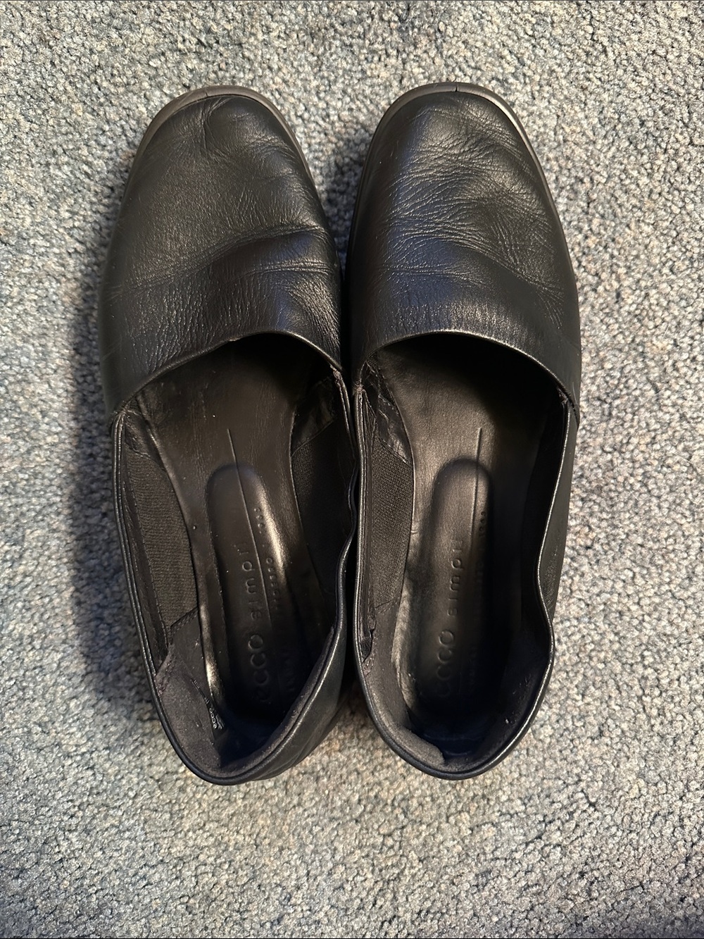 Ecco Women's Black Slip-On Leather Flats